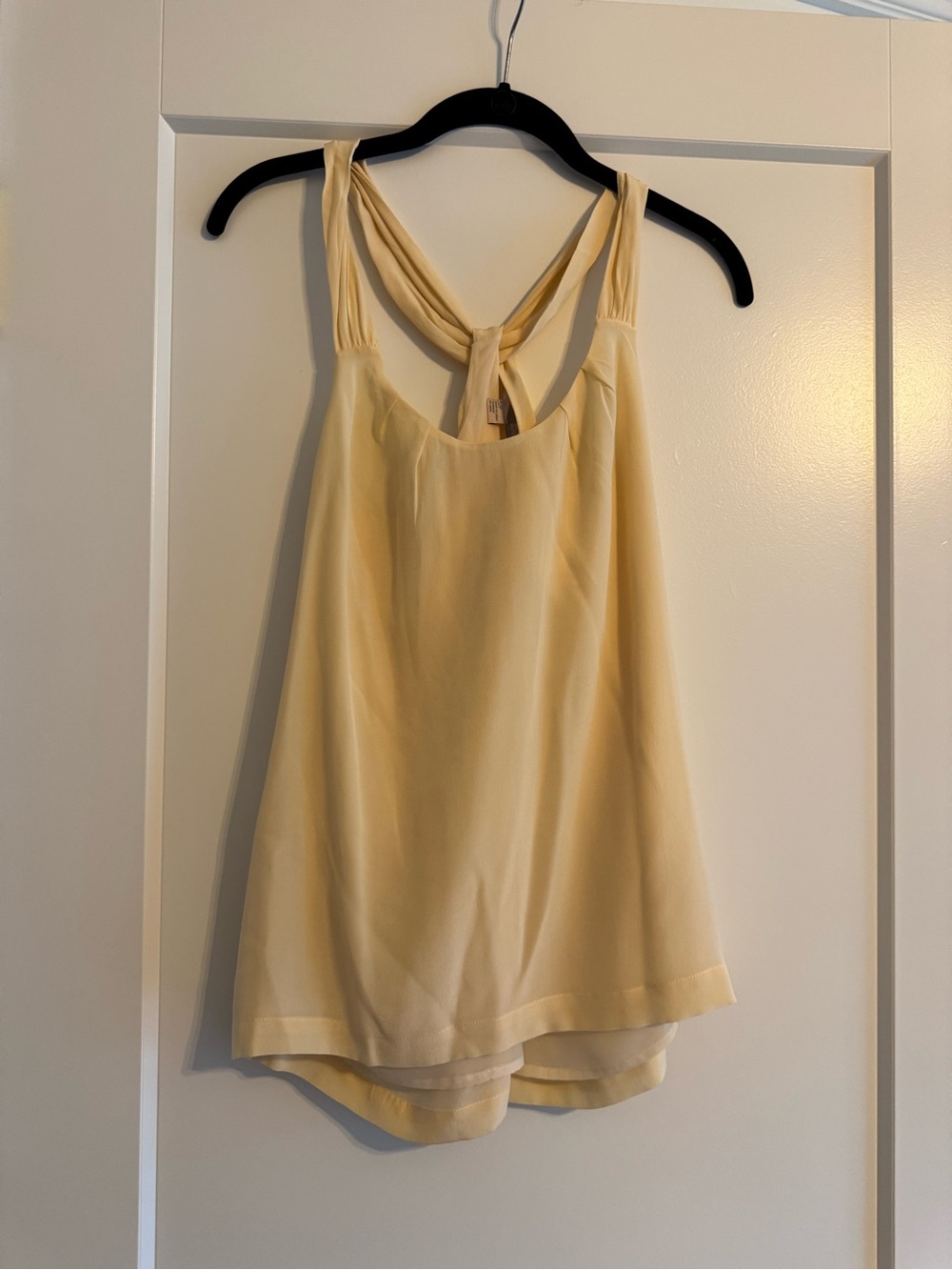 EUC! Forever 21 Pale Yellow Twist-Back Tank, Small